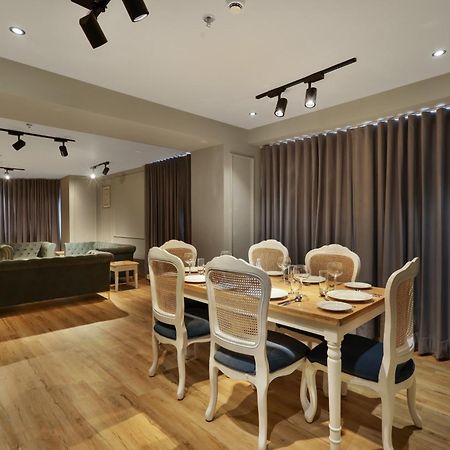 Sunday Hotel ואדודרה מראה חיצוני תמונה